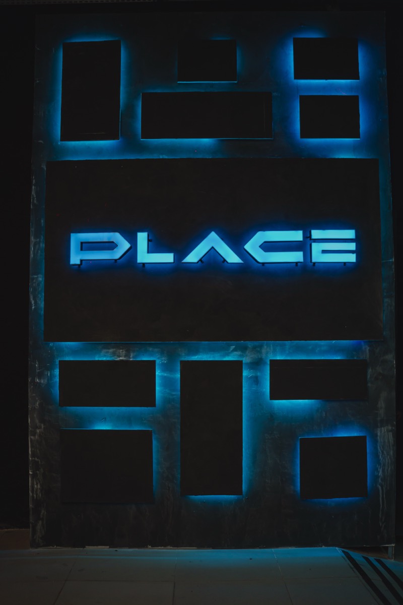 Welcome Place — capa